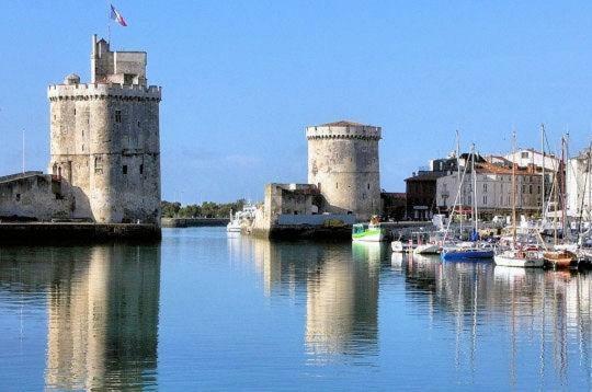Maison De Charme A La Rochelle Croix-Chapeau Eksteriør billede