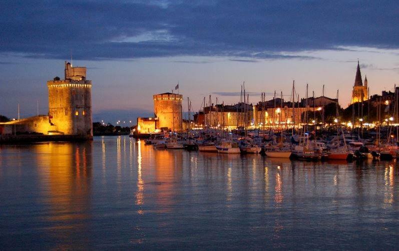 Maison De Charme A La Rochelle Croix-Chapeau Eksteriør billede