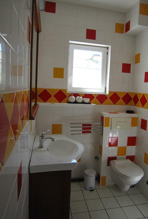 Maison De Charme A La Rochelle Croix-Chapeau Eksteriør billede
